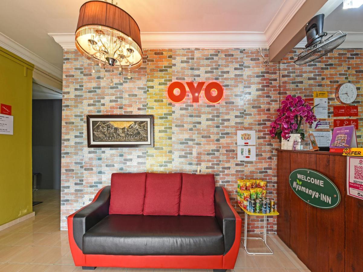 Oyo 90363 Nyamanya Inn Kuantan Buitenkant foto