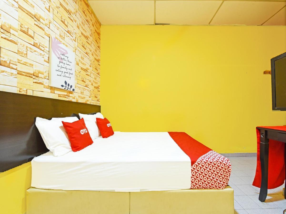 Oyo 90363 Nyamanya Inn Kuantan Buitenkant foto